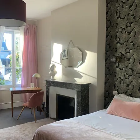 Mirabeau 2* Tours