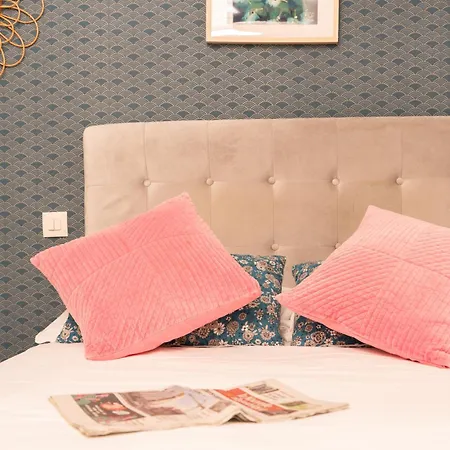 Mirabeau Hotel 2*
