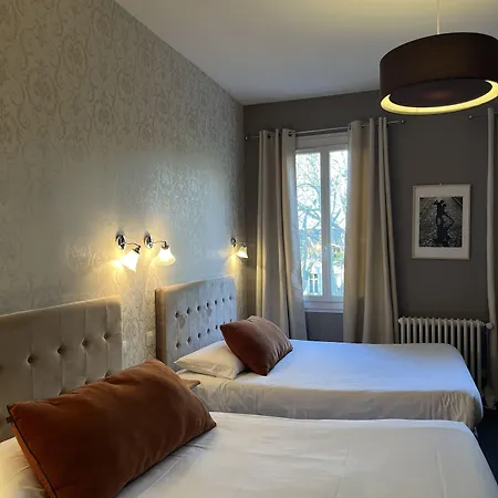 Mirabeau Hotel Tours