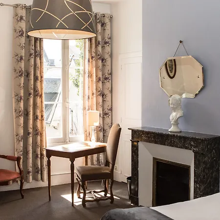Mirabeau Hotel