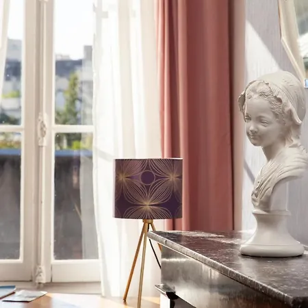 Szálloda Mirabeau 2*