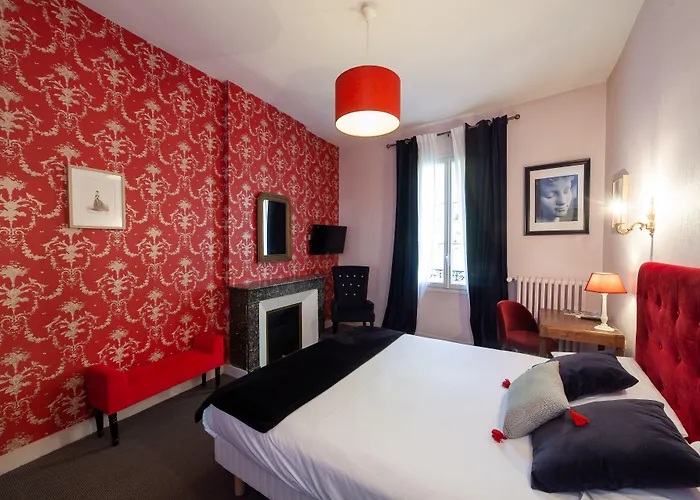 Mirabeau Hotel Tours