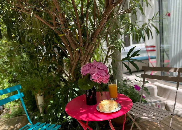 Отель Mirabeau 2*